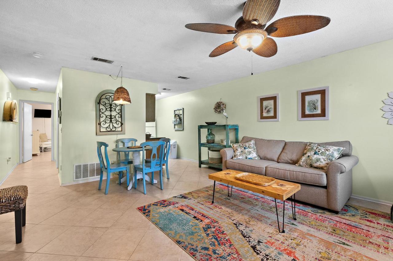 Sunny Daze Villa Navarre Exterior photo